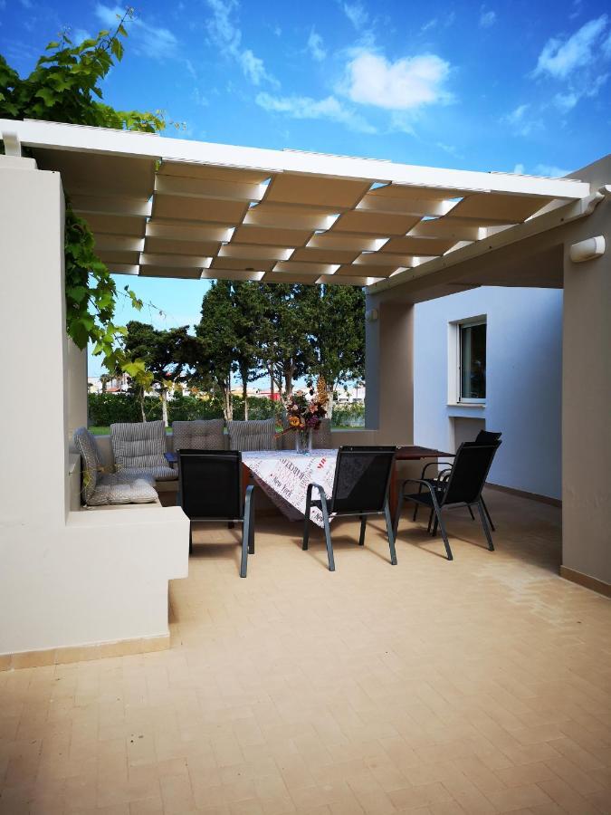 Villa Leonidas มัสติคารี ภายนอก รูปภาพ